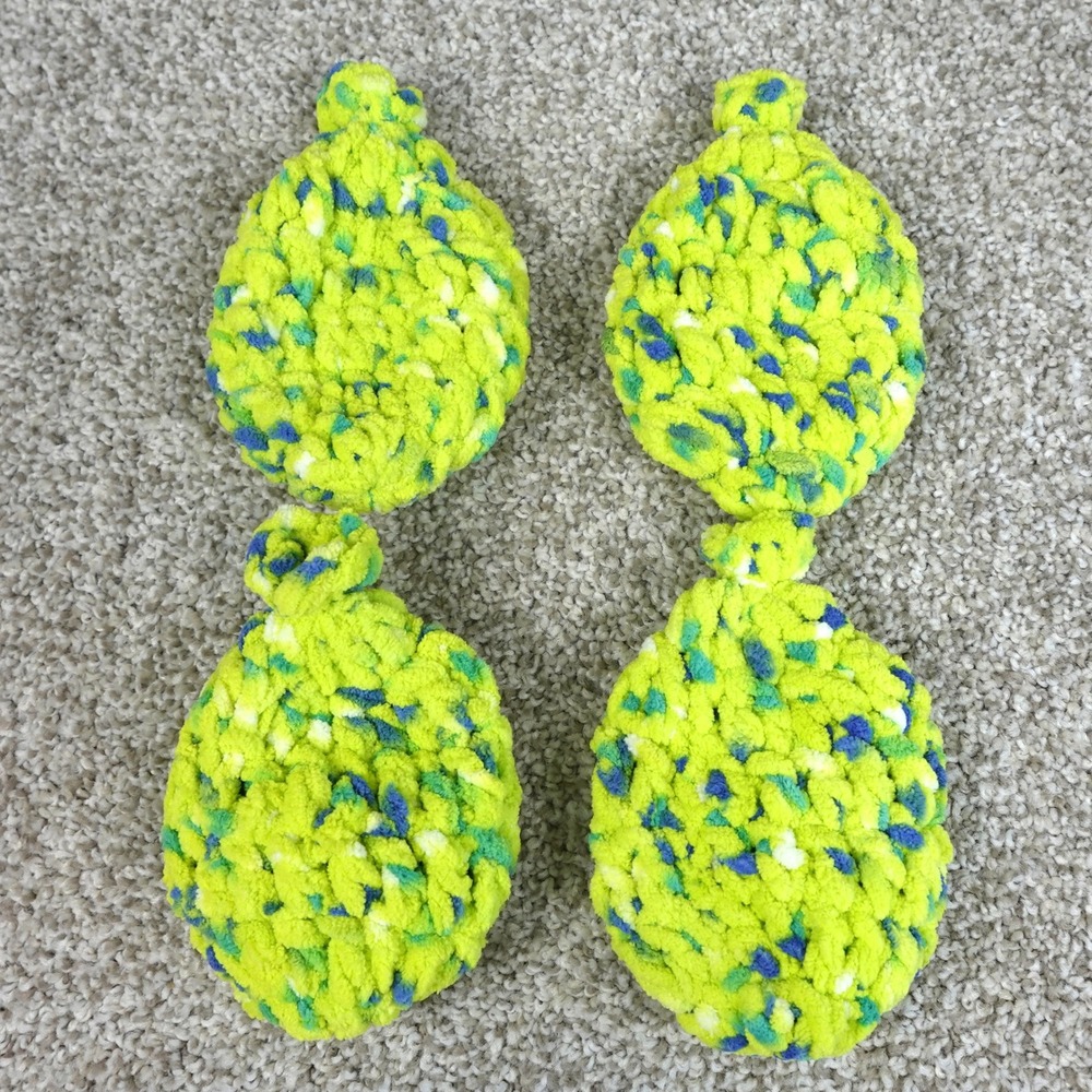4 Pack Reusable Crochet Water Balloons Neon Green Chenille Splash Balls Kids Toy